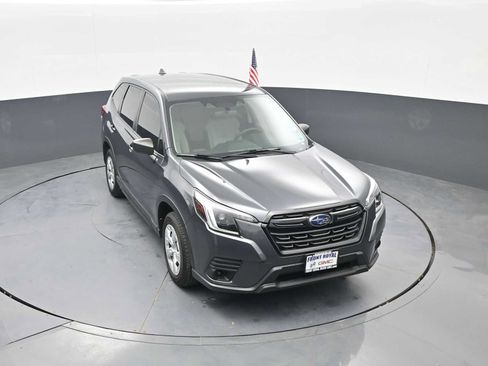 Used 2023 Subaru Forester AWD/4WD image 31