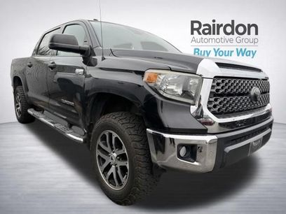 Used 2018 Toyota Tundra SR5 w/ SR5 Upgrade Package