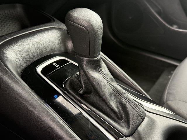 Used 2025 Toyota Corolla LE FWD image 18