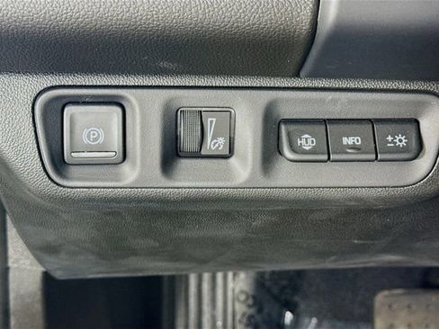 Used 2023 GMC Acadia Denali w/ Denali Ultimate Package image 10