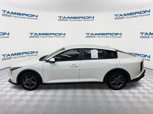 Used 2025 Kia K4 FWD image 2