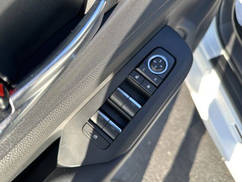 New 2026 Toyota Prius AWD image 18