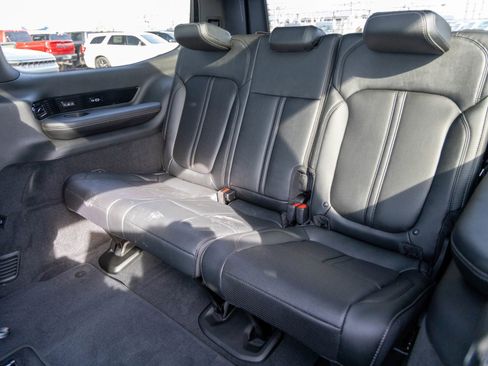 New 2026 Jeep Grand Wagoneer Summit AWD/4WD image 15