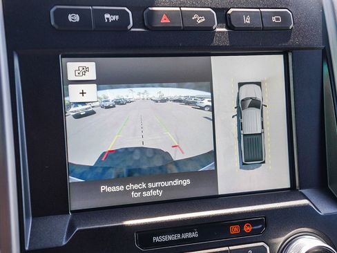 Certified 2017 Ford F250 Platinum w/ Platinum Ultimate Package image 26