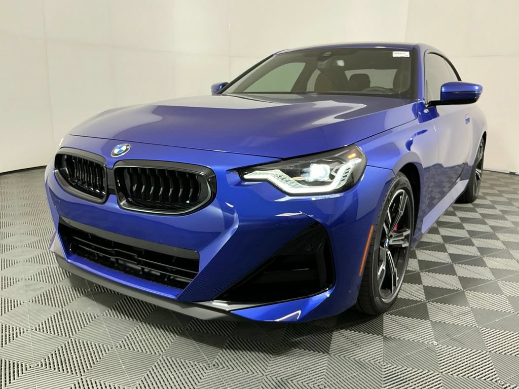 New 2026 BMW 230i Coupe w/ Premium Package RWD image 2