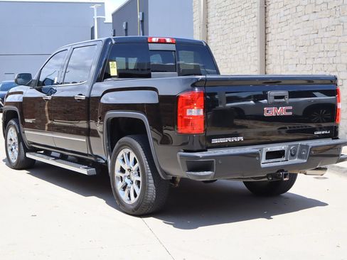 Used 2014 GMC Sierra 1500 Denali w/ Suspension Package, Off-Road AWD/4WD image 3