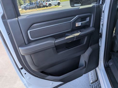 New 2026 RAM 2500 Big Horn AWD/4WD image 27
