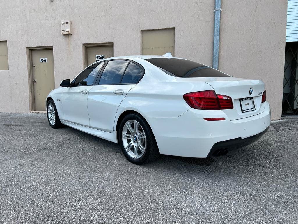 Used 2012 BMW 528i Sedan RWD image 4