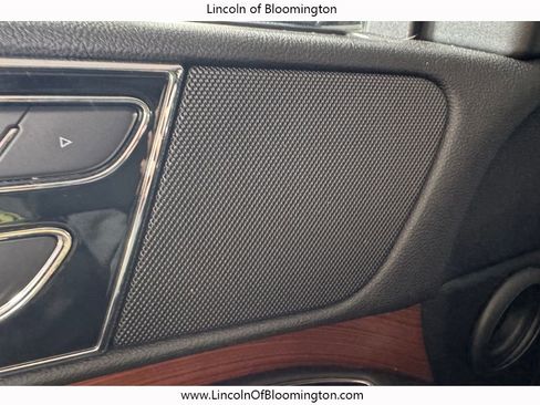 Used 2019 Lincoln Navigator Select AWD/4WD image 43