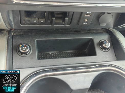 Used 2018 Nissan Titan PRO-4X w/ Pro-4x Convenience Package AWD/4WD image 10