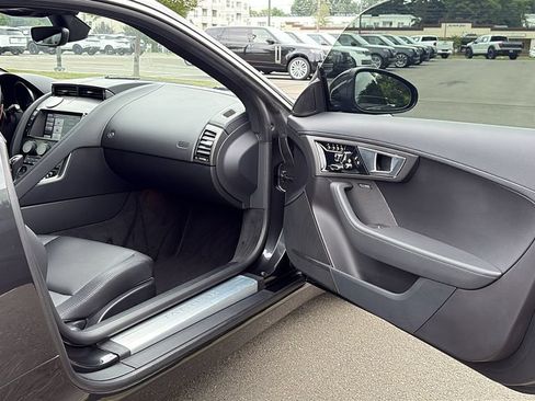 Used 2015 Jaguar F-TYPE S RWD image 20