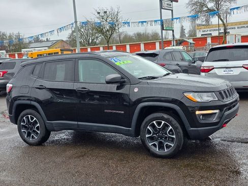 Used 2021 Jeep Compass Trailhawk w/ Convenience Group image 3