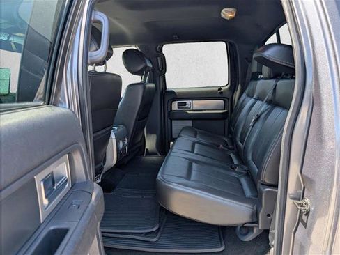 Used 2014 Ford F150 FX4 w/ Equipment Group 402A Luxury AWD/4WD image 18
