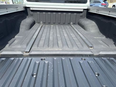 Used 2018 Nissan Frontier SV w/ Value Truck Package image 14