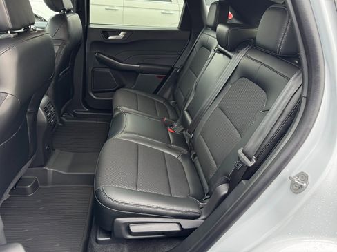 Used 2025 Ford Escape image 17