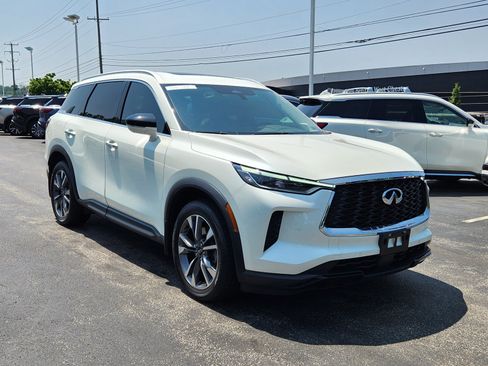Certified 2023 INFINITI QX60 Luxe w/ Performance Audio Package AWD/4WD image 2