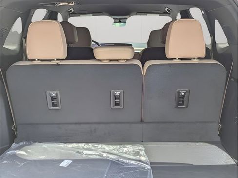 New 2026 Buick Enclave Preferred w/ Power Package image 5