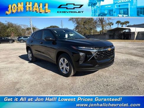 New 2026 Chevrolet Trax LS image 1