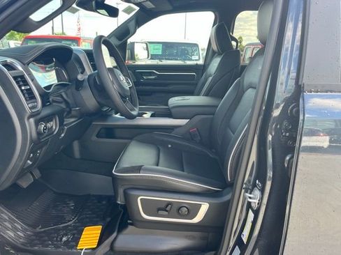 New 2026 RAM 1500 Laramie AWD/4WD image 16
