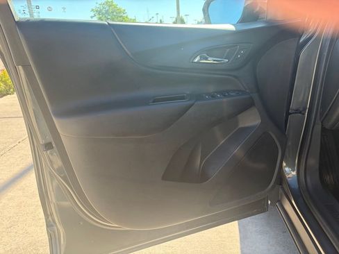 Used 2019 Chevrolet Equinox LT AWD/4WD image 11