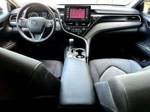 Used 2023 Toyota Camry LE w/ Convenience Package FWD image 29