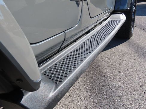 Used 2023 Jeep Wrangler Unlimited Sahara w/ Cold Weather Group image 20