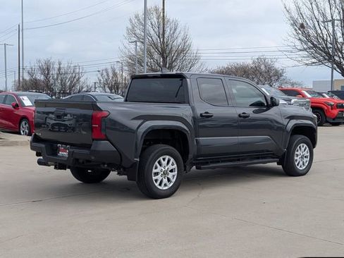 Used 2024 Toyota Tacoma SR image 6