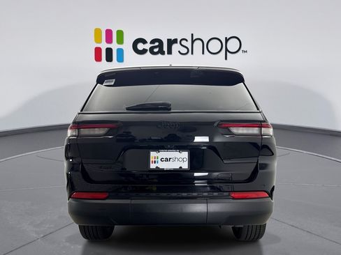 Used 2023 Jeep Grand Cherokee L Laredo AWD/4WD image 4