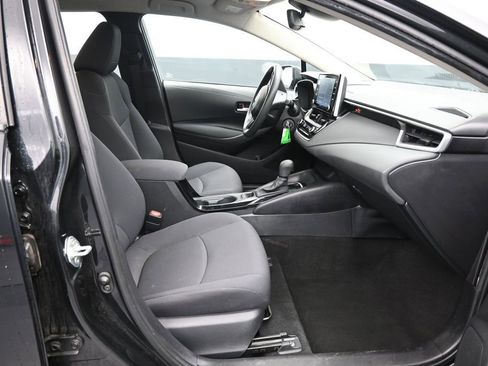 Used 2020 Toyota Corolla LE FWD image 33