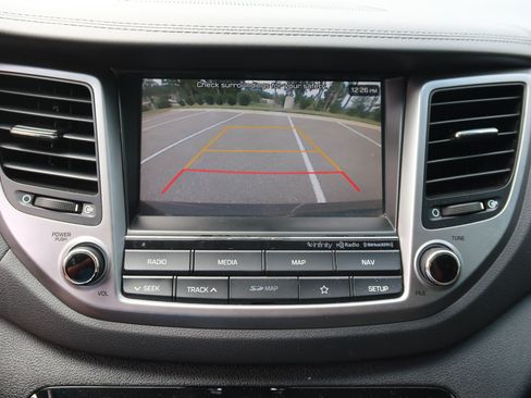 Used 2018 Hyundai Tucson Limited w/ Ultimate Package 02 FWD image 14