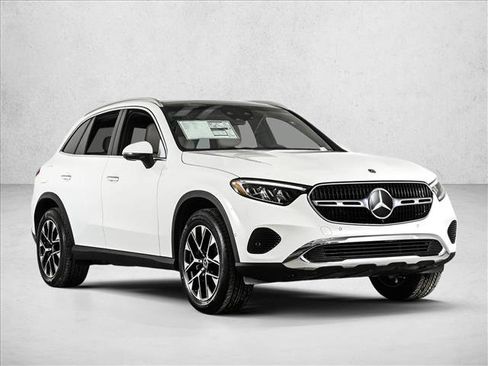 New 2026 Mercedes-Benz GLC 350e 4MATIC image 3