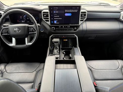 Used 2024 Toyota Tundra Platinum AWD/4WD image 24
