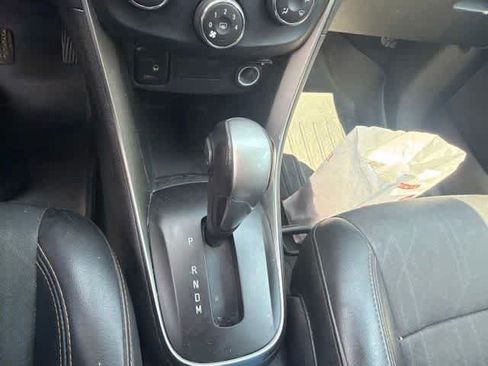 Used 2017 Chevrolet Trax LT w/ LT Convenience Package AWD/4WD image 22