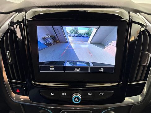 Used 2023 Chevrolet Traverse LT w/ Midnight/Sport Edition AWD/4WD image 40