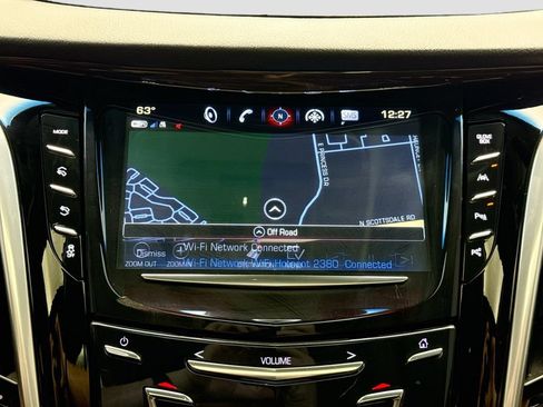 Used 2020 Cadillac Escalade Luxury w/ LPO, Radiant Package AWD/4WD image 14