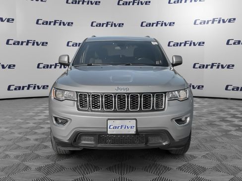 Used 2018 Jeep Grand Cherokee Laredo AWD/4WD image 9