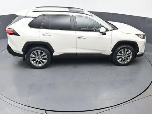 Certified 2021 Toyota RAV4 Limited w/ Limited Grade Weather Package AWD/4WD image 45