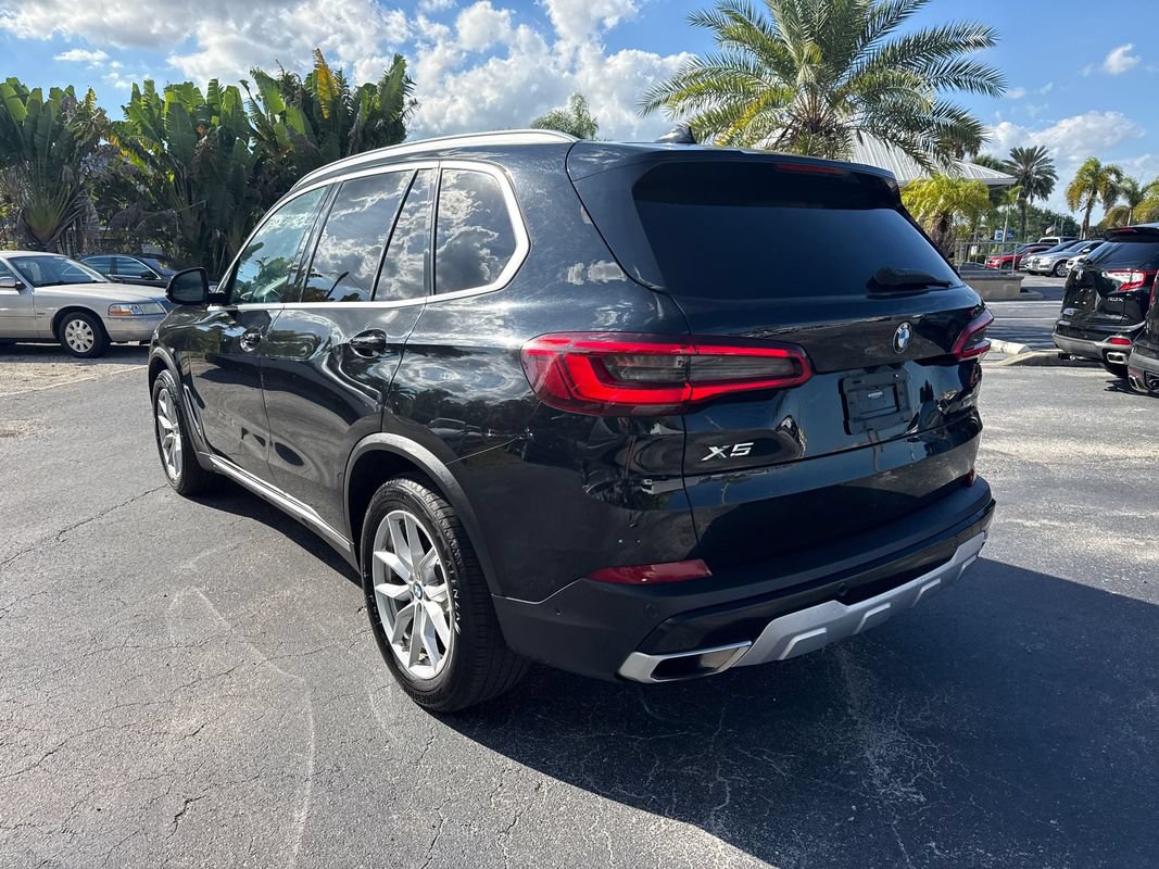 Used 2020 BMW X5 xDrive40i w/ Convenience Package AWD/4WD image 3