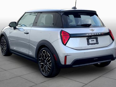 Used 2025 MINI Cooper S FWD image 11