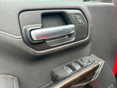 Certified 2019 Chevrolet Silverado 1500 RST image 23