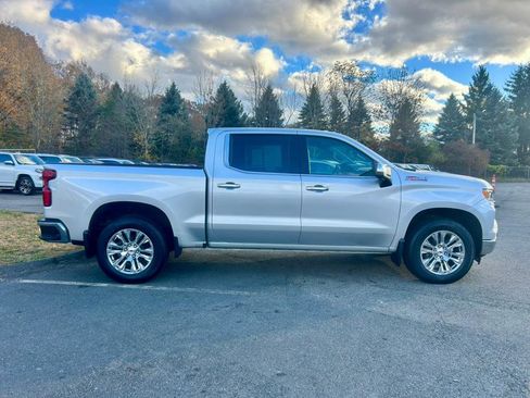Used 2022 Chevrolet Silverado 1500 LTZ image 7