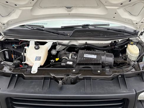 Used 2017 GMC Savana 2500 image 11