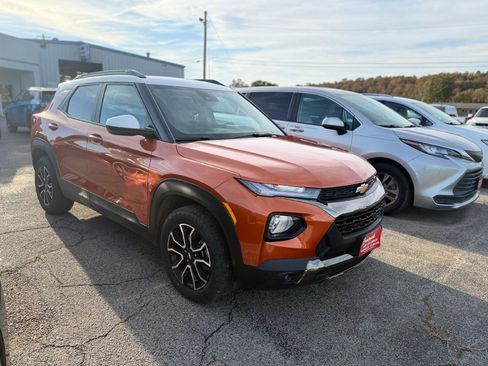 Used 2023 Chevrolet TrailBlazer ACTIV w/ Sun and Liftgate Package image 1