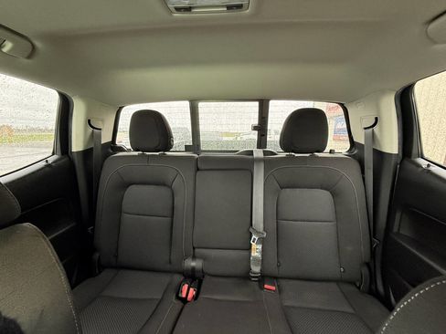 Used 2020 Chevrolet Colorado LT w/ LT Convenience Package AWD/4WD image 12
