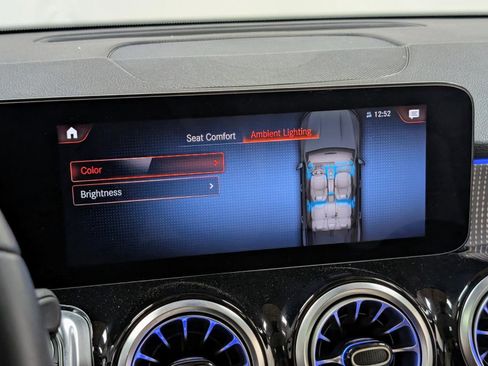 Used 2023 Mercedes-Benz EQB 300 4MATIC w/ Exclusive Package image 41