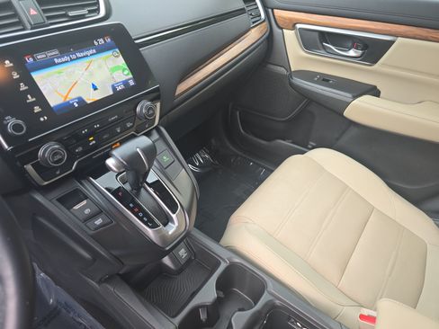 Used 2019 Honda CR-V Touring image 26