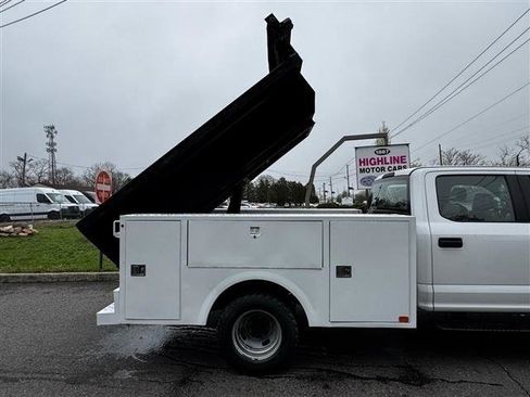 Used 2019 Ford F350 XL w/ Power Equipment Group AWD/4WD image 18