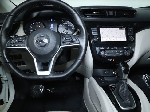 Certified 2022 Nissan Rogue Sport SL w/ Premium Package image 31