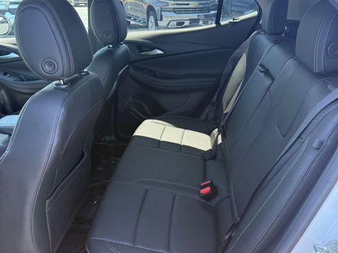 Used 2023 Buick Encore GX Essence w/ Experience Buick Package FWD image 11