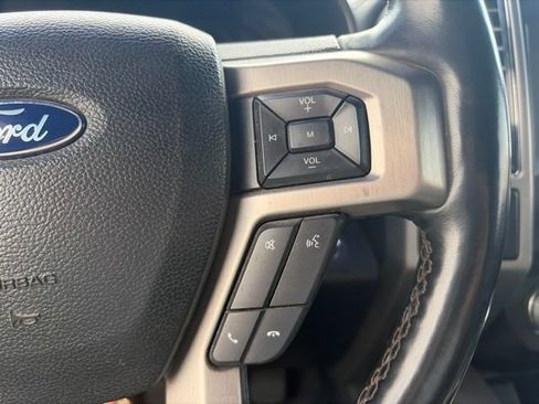 Used 2018 Ford F150 Platinum w/ Equipment Group 701A Luxury AWD/4WD image 15